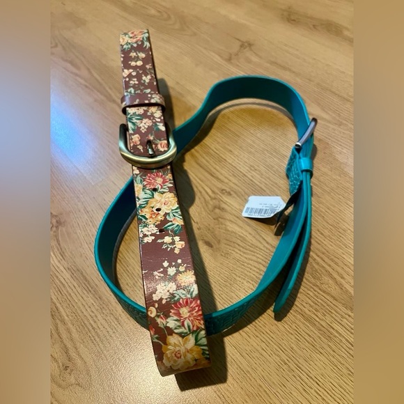 Patricia Nash Small Belt Set - Picture 5 of 10